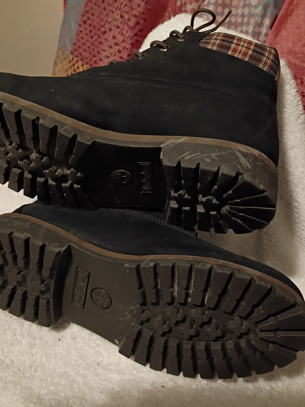 Timberland Black Chukka Boots with Plaid Collar